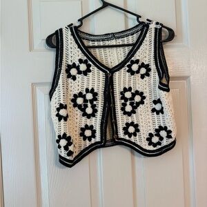 NWOT Floral Sweater Vest